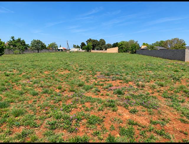 2,032M² VACANT LAND FOR SALE IN HENLEY ON KLIP